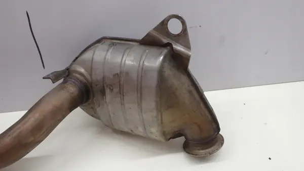 Catalyseur OEM 1684900014 pour Mercedes Classe A image 8