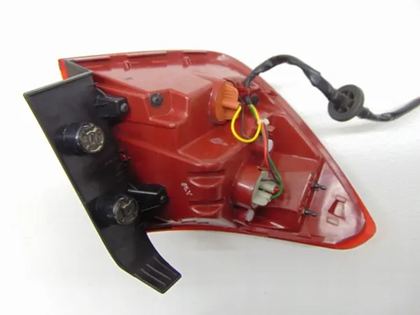 Lámpara Trasera Derecha Kia Rio IV HB 2017- 92402-H8 image 6