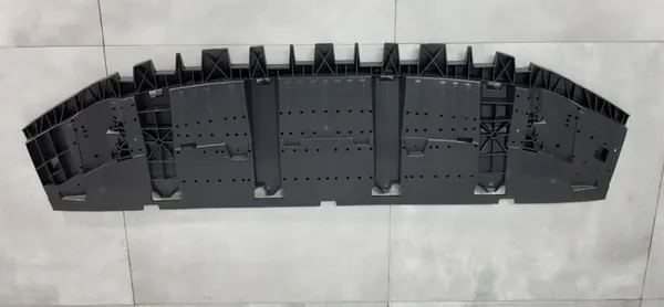 AUDI Q3 Framskyddsplåt 8U0807233H image 4