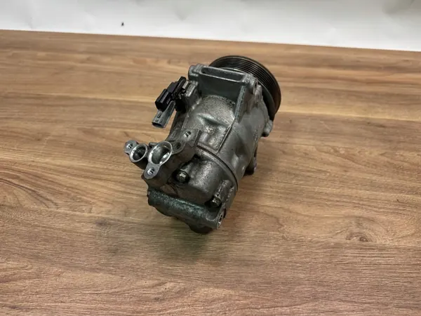 Compressore aria condizionata Renault Clio Captur 1.2 TCE 926003358R image 3