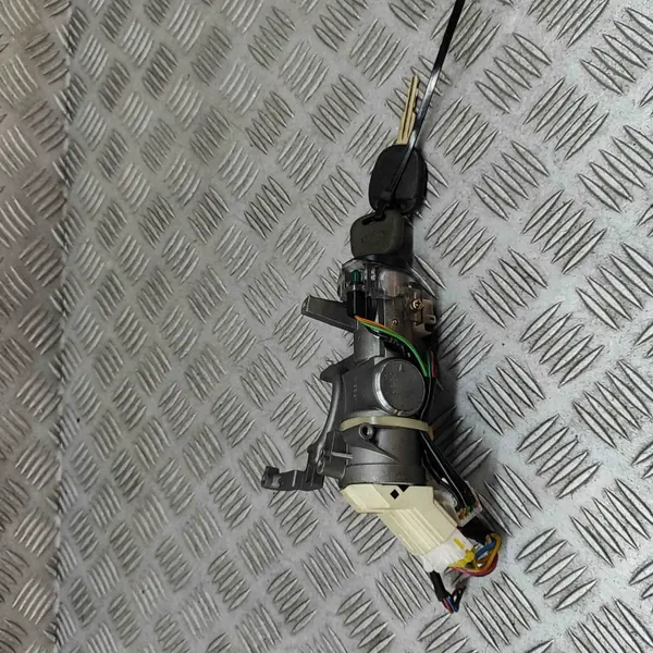 Gebruikt onderdeel Kia Carens II FJ OEM 0K2JA76990 2.0L 83kw 2005 image 3