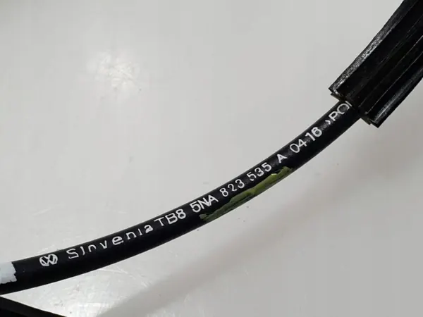 Jeu de câble de capot OEM 5NA823535A VW Tiguan II image 3