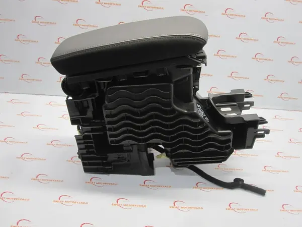 OEM 9820862680 Käsinoja Peugeot 2008 II GT Line image 2