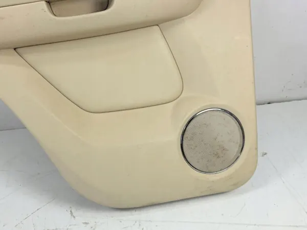 OEM 11GM286A Moldura Puerta Trasera Izquierda Cadillac Escalade image 6