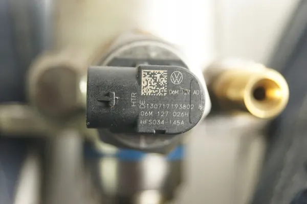 Audi OE 06M127026H korkean paineen polttoainepumppu image 3