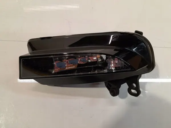 AUDI A5 8T LIFT FAROL ANTI NEBLINA ESQUERDO 8T0941699F + GRILHA 8T0807681H image 4