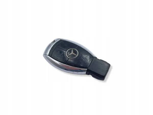 Llave Mercedes OEM UHP2265 - 3 Botones Plata Usada image 4