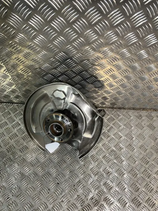 Volvo XC90 2018 Achterwielnaaf OEM P31658319 image 6