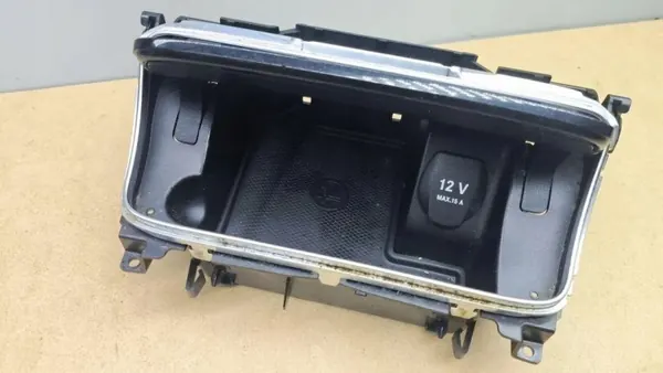 Asbak Mercedes-Benz OEM A2056800110 voor C-Klasse W205 image 4