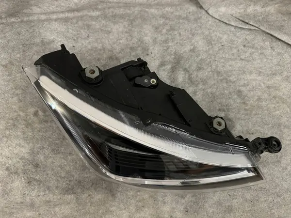 SEAT OE 6F1941774A image 2