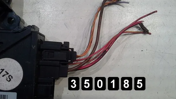 Audi A8 Fönsterregulator OEM AM-350185 Begagnad image 3