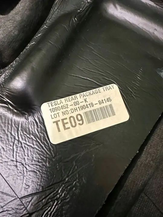Tesla Model 3 kofferbakplank OEM 109045200NVV image 10