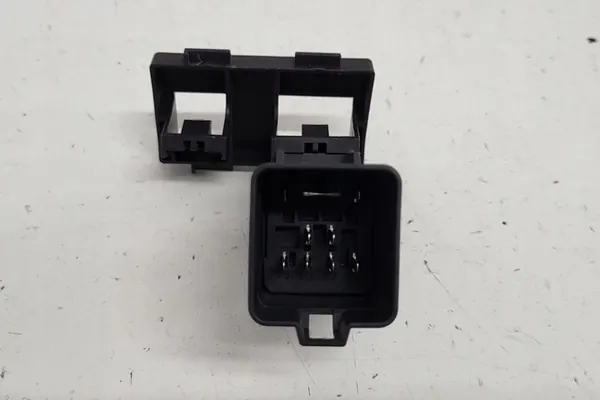 Sytytystulpat SKODA OCTAVIA II 2.0L diesel image 3