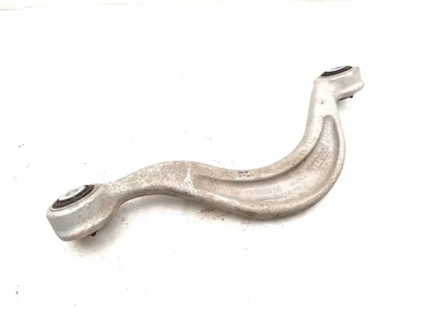 Porsche Taycan ylä taka vipu OEM 971505362 image 9