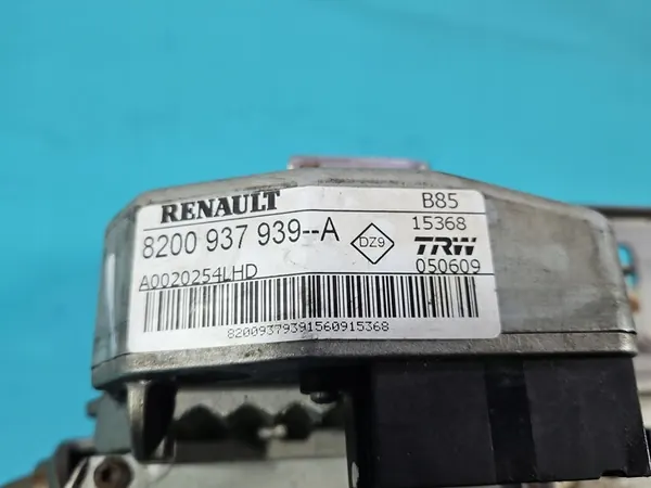 Bomba de Direção Assistida Renault Clio III 1.5 DCI OEM 8200937939-A image 9