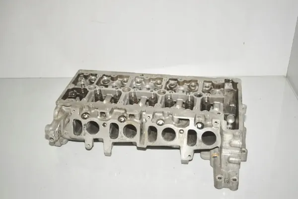 Cabeça Motor BMW OEM 11128513709 Usado image 3