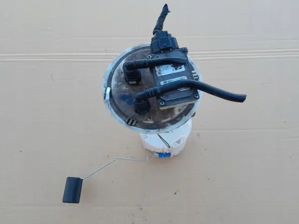Hyundai Brandstofpomp OEM 31110-D7900 voor Tucson III 1.7 CRDI image 2