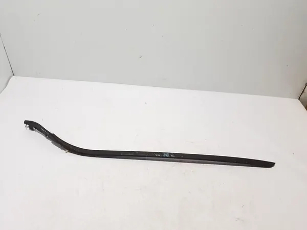 Garniture Verticale Gauche Fenêtre Avant Volvo XC60 2018- OE 32216112 image 1