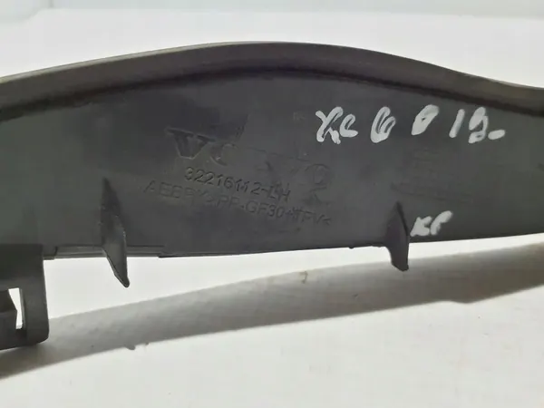 Garniture Verticale Gauche Fenêtre Avant Volvo XC60 2018- OE 32216112 image 3