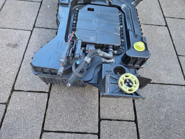 AdBlue-tank OEM 9818559280 för Citroen C4 Picasso II image 4
