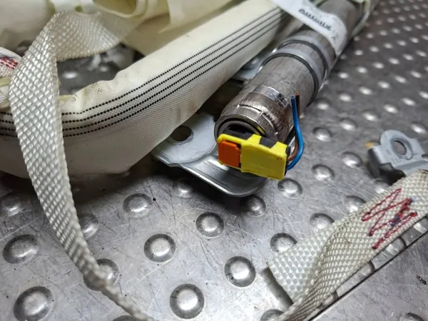 Oikea ilmalaitteisto OEM S26301570 Dacia Spring 2022- image 6