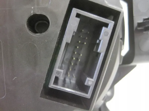 Mittaristo VW Golf VII Sportsvan OEM 510920870 image 8