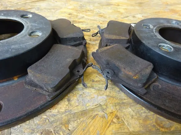 Bromsokar & skivor bak OEM 1677/A G060 G045 image 9