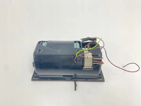 OEM POPIELNICZKA/SDV08107 Voorasbak voor Mercedes W124 image 5