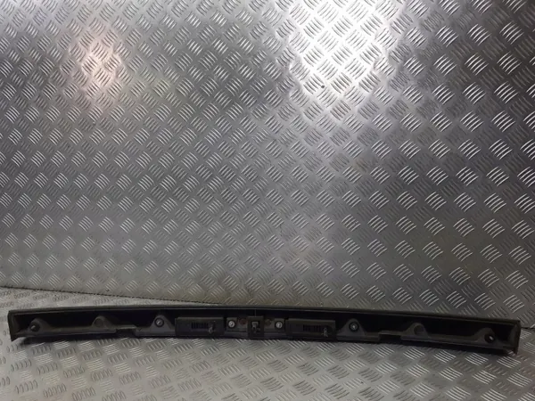 Moldura de Portón OEM 24423650 para Opel Signum 1.8 image 3