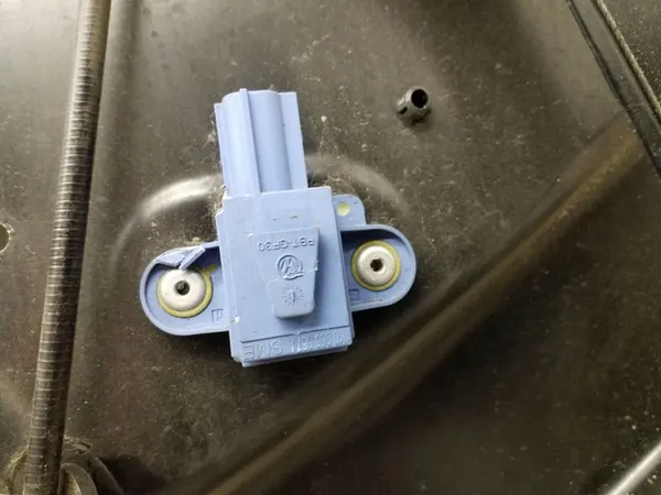 Cabo de vidro elétrico direito dianteiro VW Passat B6 image 3