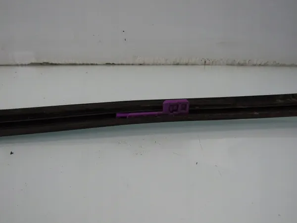 Escobilla del limpiaparabrisas delantera derecha Honda OEM image 3
