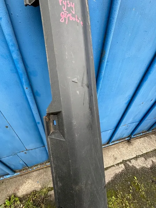 FORD FOCUS 11 - 14 SIDE TRIM RIGHT image 2