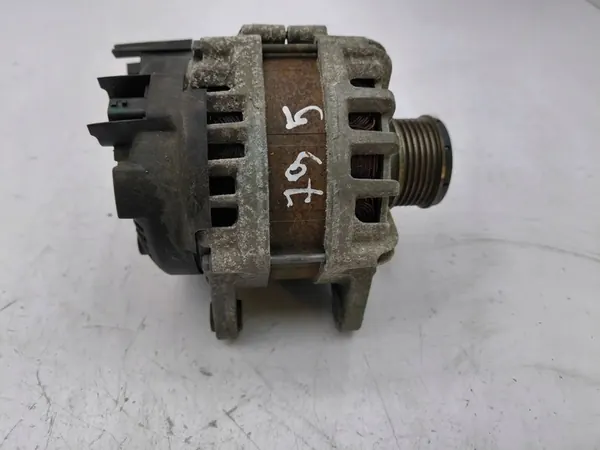Nissan Qashqai 2020 Alternator OEM 231004719R image 7