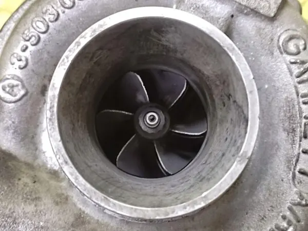 Turbo Audi A6 C5 2.5 TDI OEM 059145701C image 3