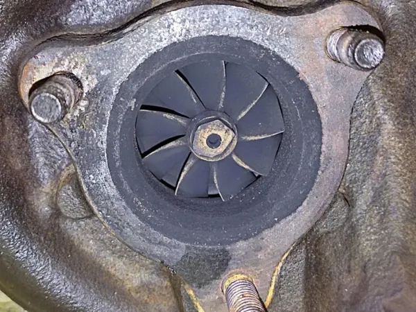Turbo Audi A6 C5 2.5 TDI OEM 059145701C image 6