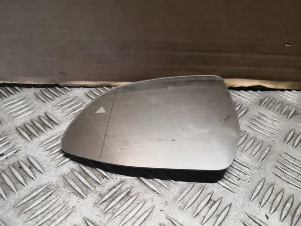 BMW X7 G07 Vasemman puolen peilin sisusosa image 2