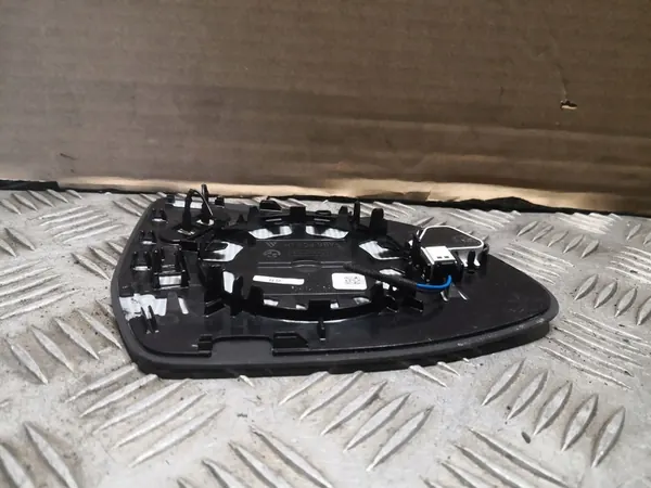 BMW X7 G07 Vasemman puolen peilin sisusosa image 4