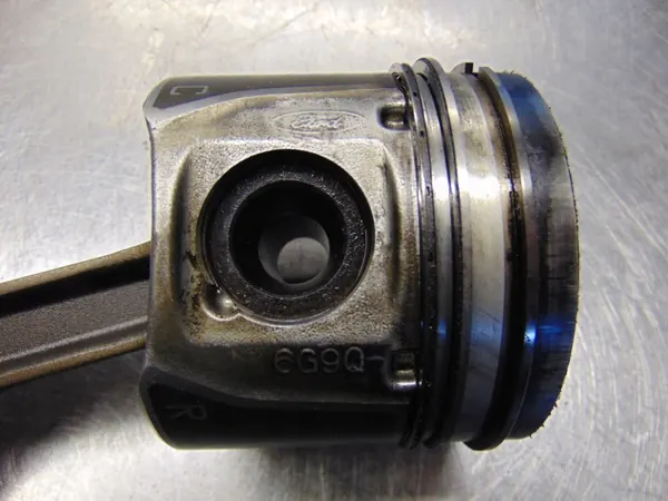 Piston Ford Mondeo IV 1.8TDCI OEM 6G9Q ECJEA image 4