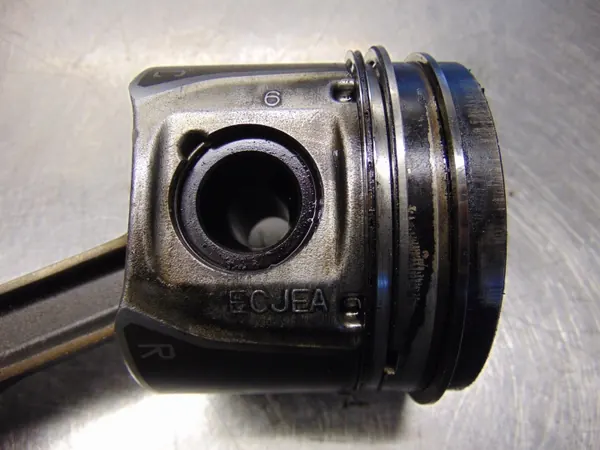Piston Ford Mondeo IV 1.8TDCI OEM 6G9Q ECJEA image 5