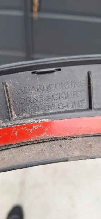 Audi Q3 8U Para-lamas Dianteiro Esquerdo OEM 8U0853717B image 6