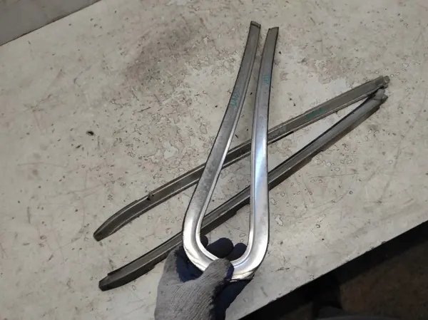 OEM RTEKO PAW226 Chromleiste Frontscheibe Mercedes image 3