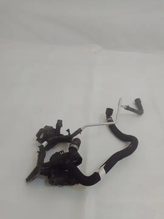Jeep Wagoneer Wasserschlauch OEM 68448241AA - Gebraucht image 2