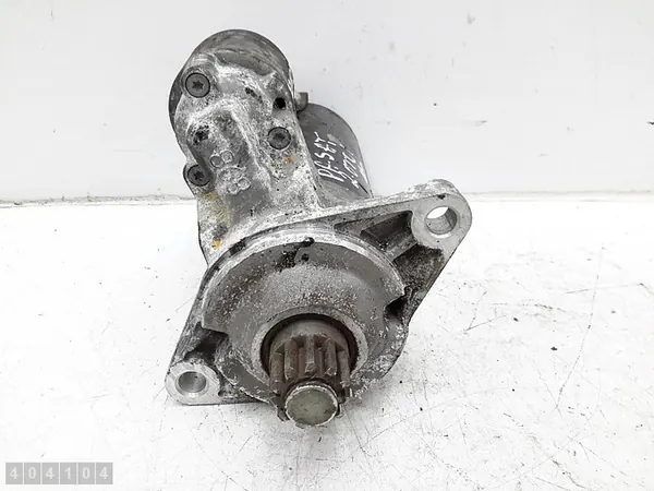 Motor de arranque VW Passat B7 2.0 TDI image 2