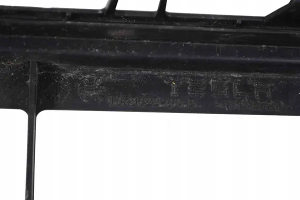 LÜFTERGRILL TESLA MODEL S 1058022-00-B OEM image 5