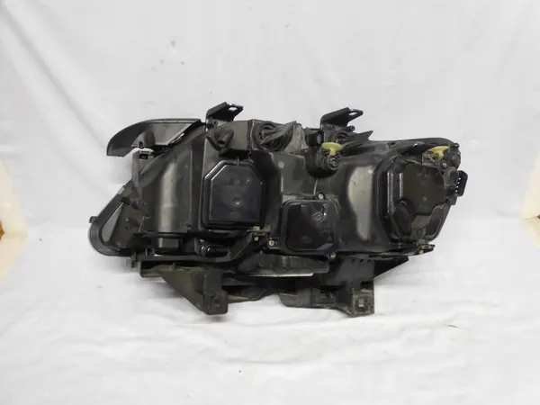 Farol direito BMW E65 Lift Bi-Xenon image 2