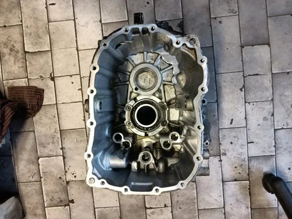 Caixa de velocidades OEM 2003-12 6AS para Iveco Daily image 3
