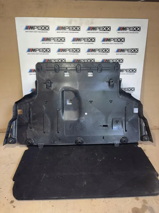 BMW iX1 U11 Escudo inferior motor OEM 9450504 image 2