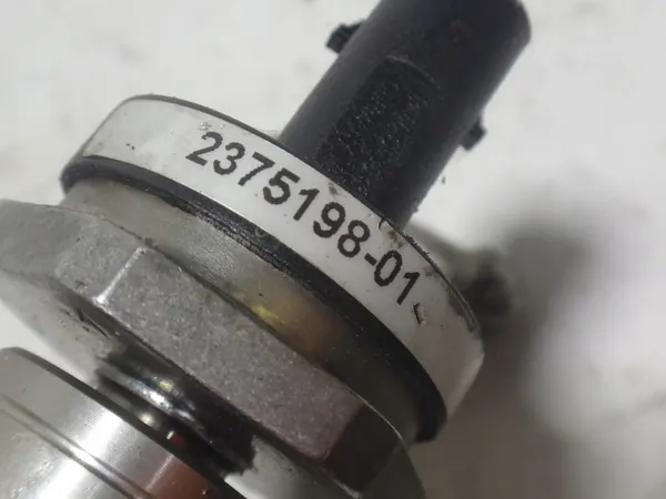 Rampe d'injection BMW 4804029 2375198-01 Cyl 5-8 image 6