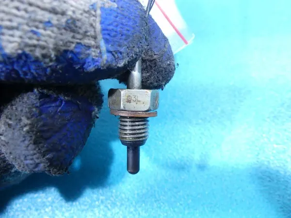 Sensor de temperatura de escape VW Golf VI 2.0 TDI image 4