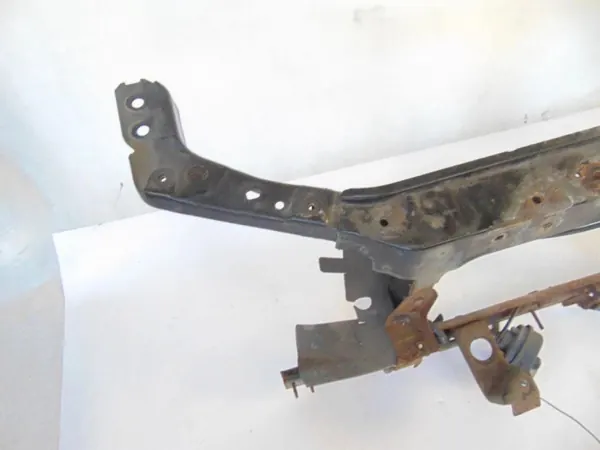 Renfort avant OEM 377797 pour Nissan Pathfinder image 3